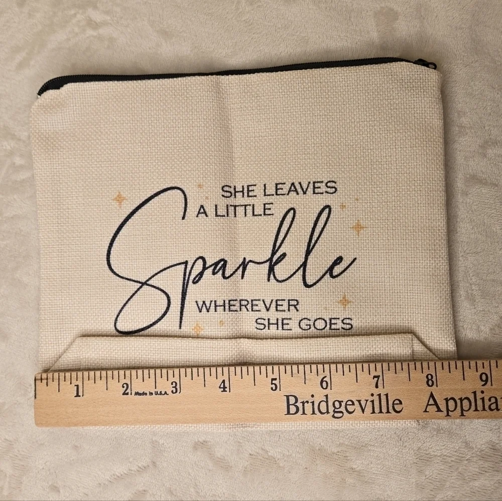 She Leaves a Little Sprakle Wherever She Goes Make-Up Bag Pouch